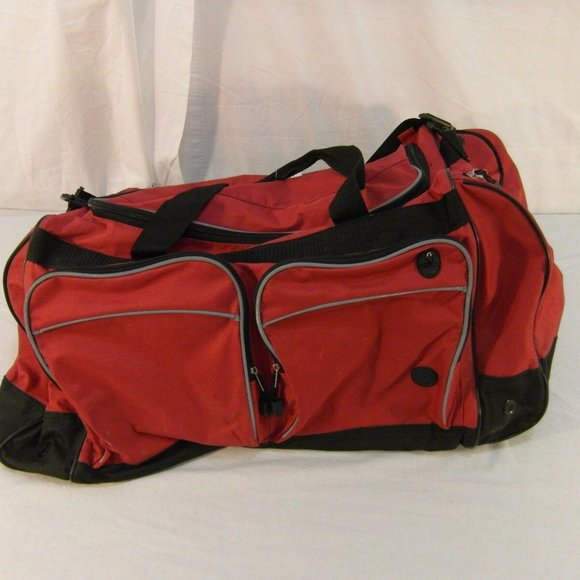 WALMART BRAND RED BLACK CARRY HANDLES WEEKEND TRAVEL BAG CARRY on BAG NM 30938